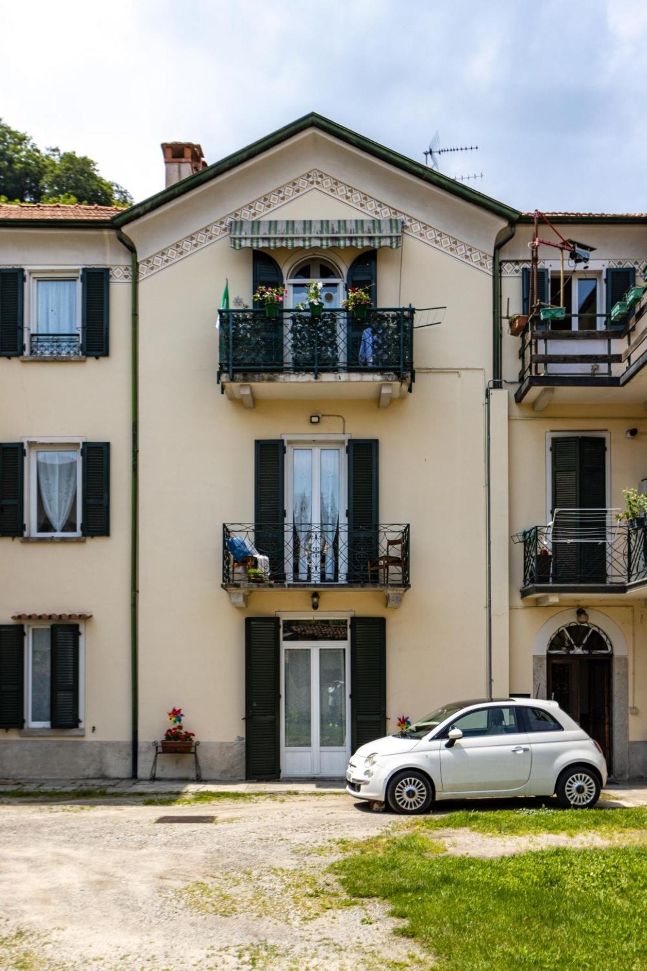 Le Dalie - Appartamento Stresa - Magognino Brisino Bagian luar foto